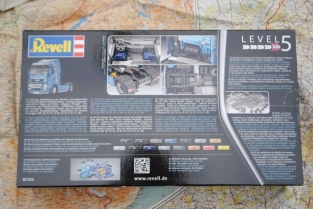 Revell 07426 MAN TGX XLX 